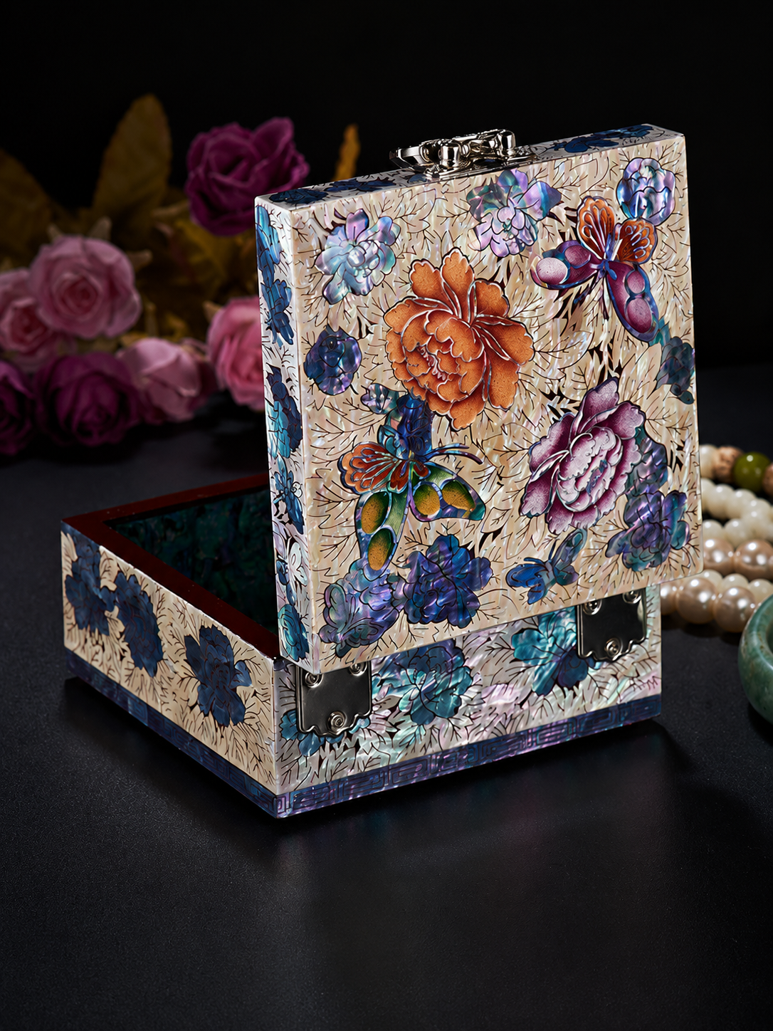 Timeless Shell Memory Jewelry Gift Box
