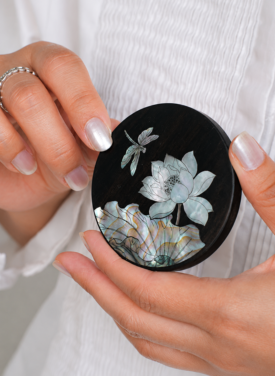 JadeMoon Retro Elegance Hand Mirror