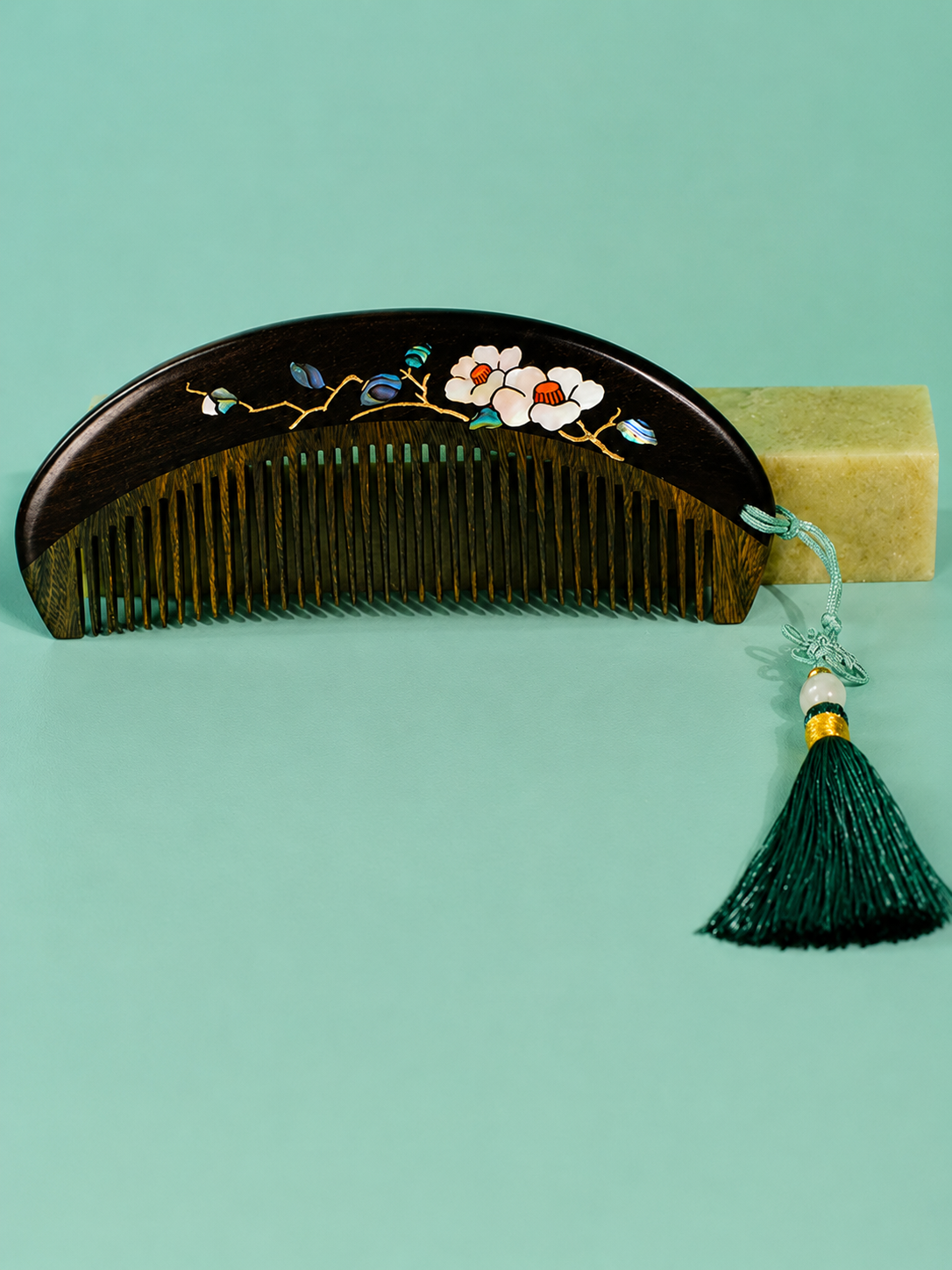 LumiShell Mini Portable Wooden Scalp Massage Comb