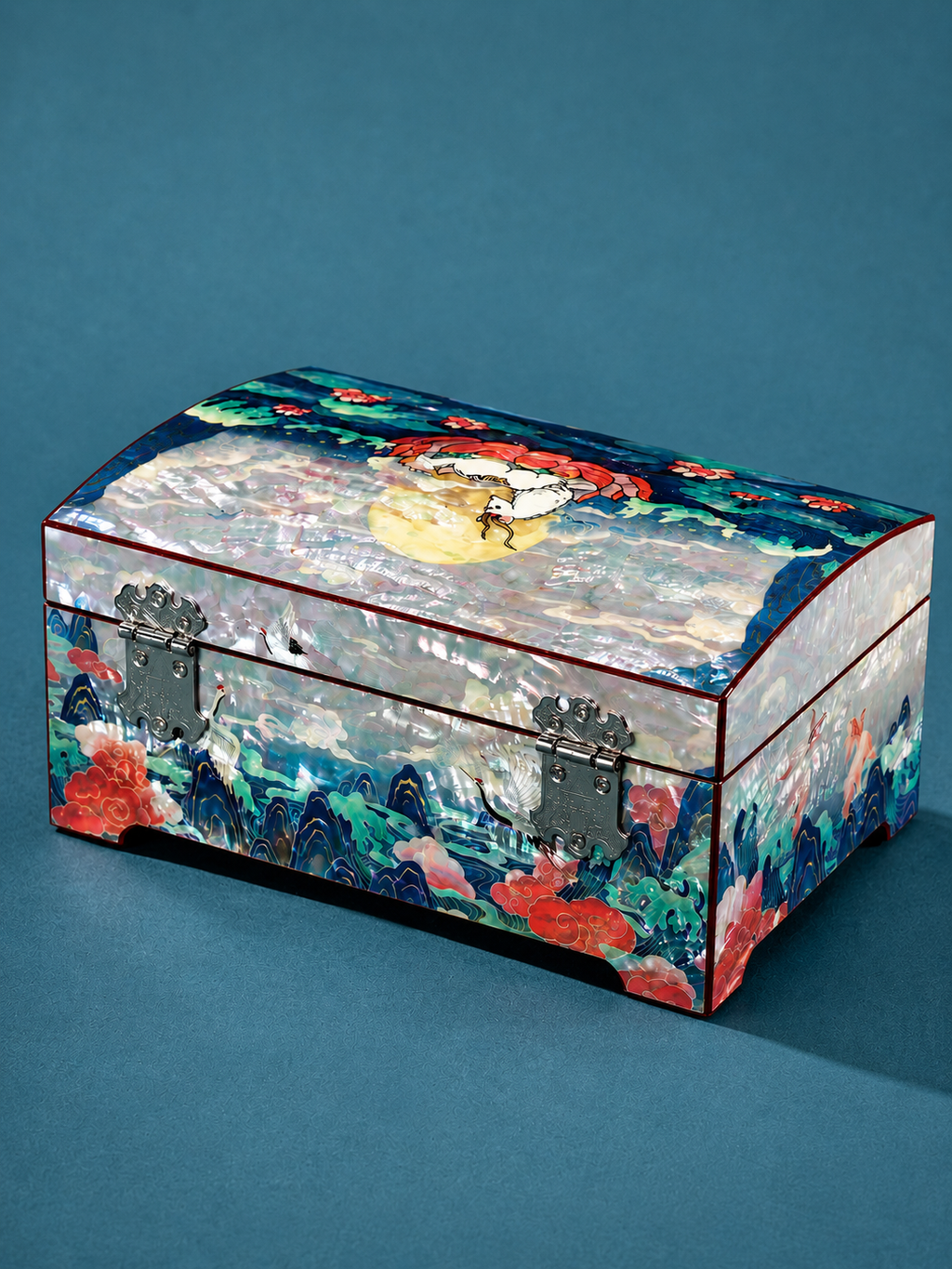 LuxeShell Elegant Jewelry Organizer Box