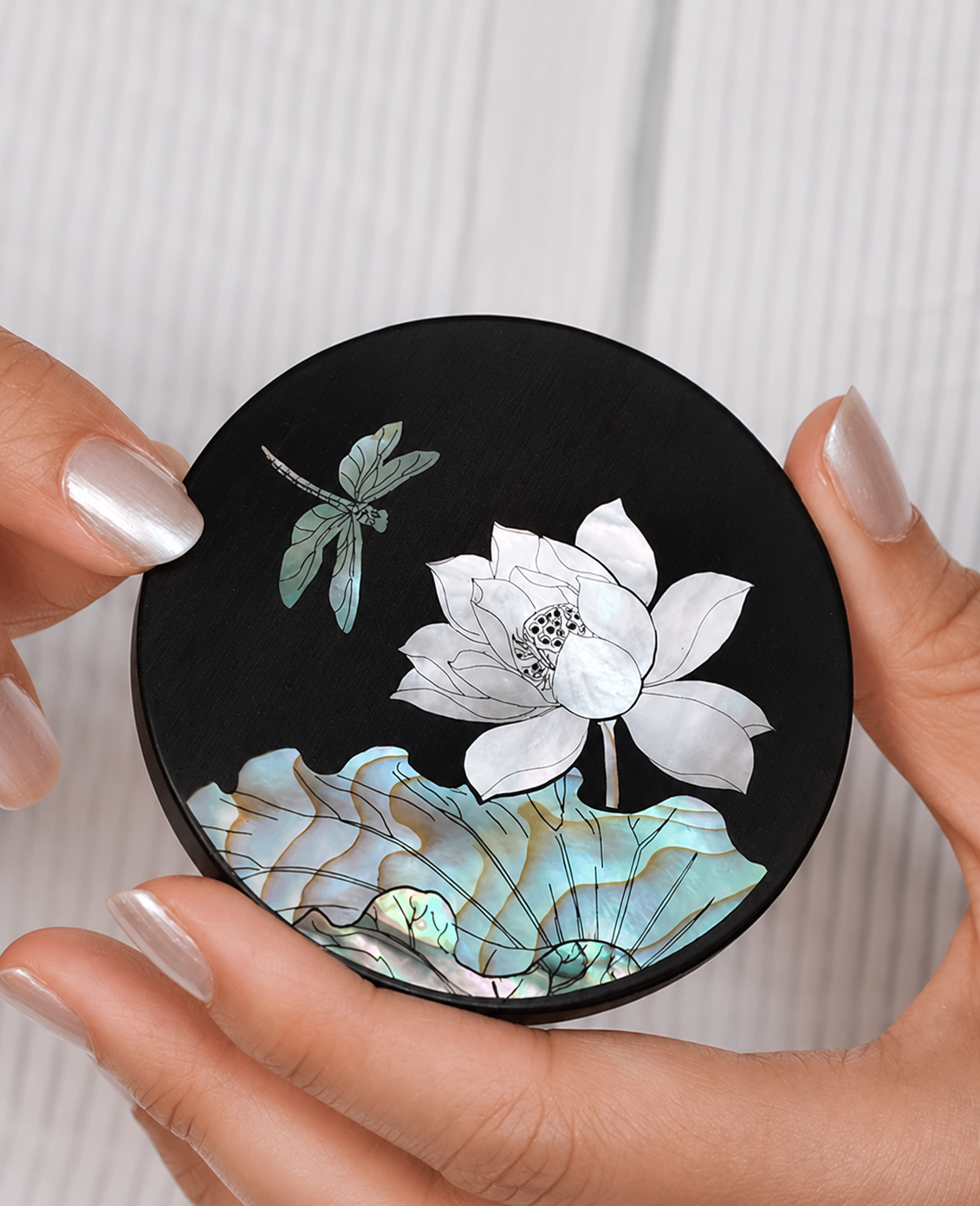 JadeMoon Retro Elegance Hand Mirror